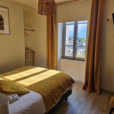 Gite Spacieux A Briare Avec Terrasse, Ideale Pour Familles Et Seminaires, Animaux Acceptes. - Fr-1-590-371 Esterno foto