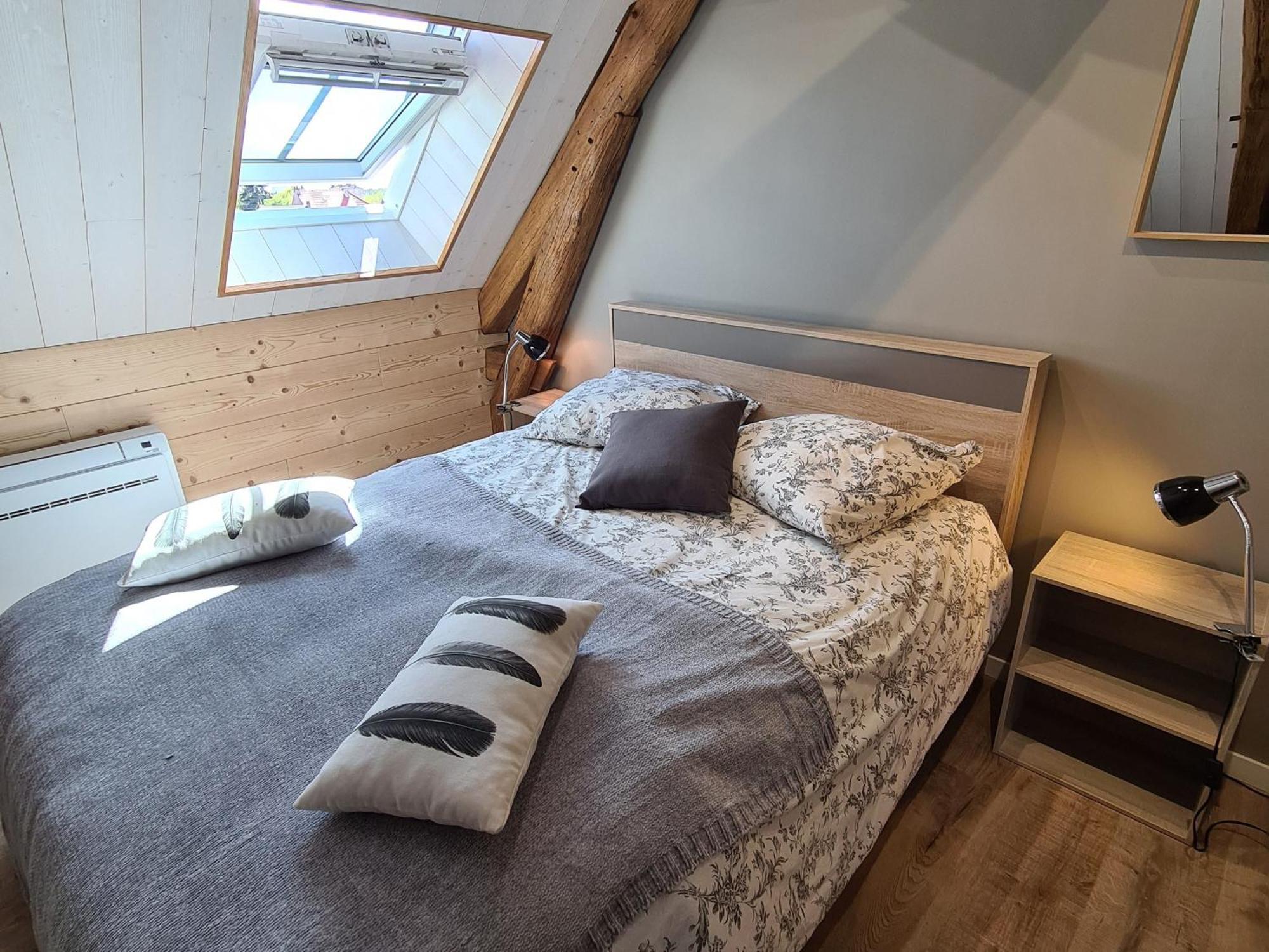 Gite Spacieux A Briare Avec Terrasse, Ideale Pour Familles Et Seminaires, Animaux Acceptes. - Fr-1-590-371 Esterno foto